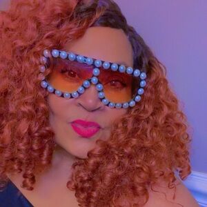 Meet your Posher, Carrie